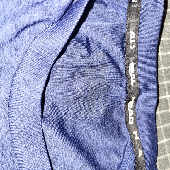 2 men's head shirts - Picture 4 of 5